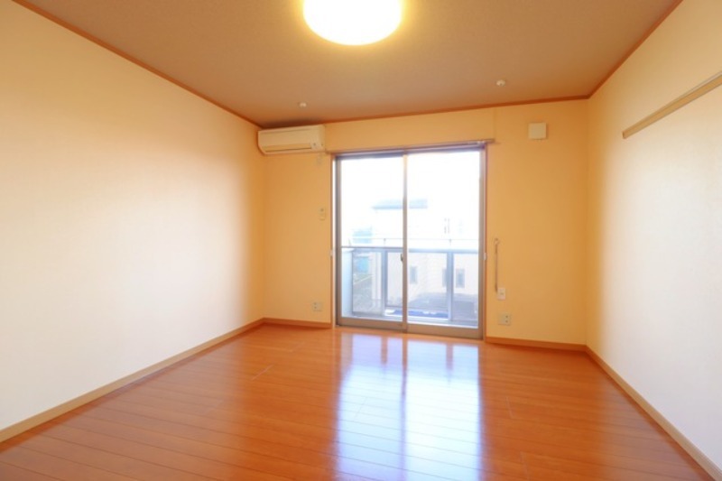 居室・リビング　図面と現状に相違がある場合には現状を優先