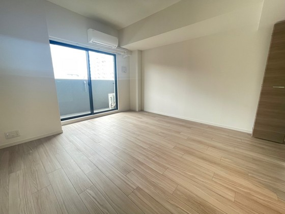 居室・リビング　※別部屋の写真です