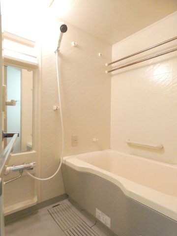 バス・シャワールーム　バス※別部屋参考写真