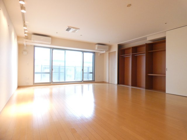 居室・リビング　居室※別部屋参考写真