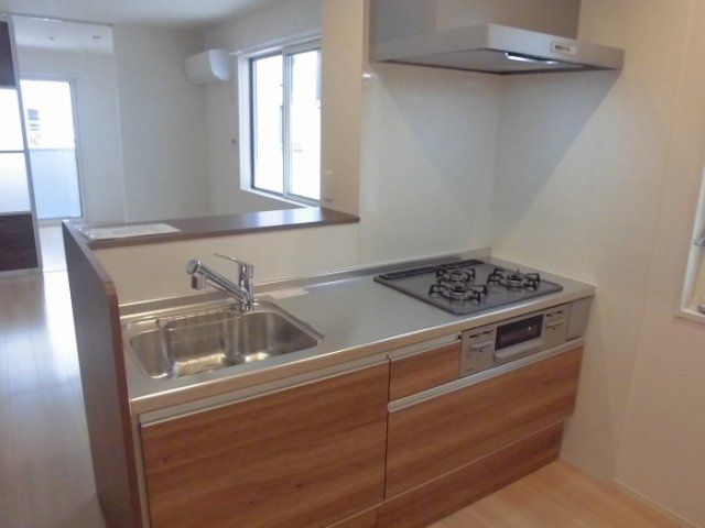 キッチン　☆調理も捗るシステムキッチン☆