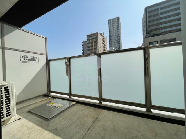 バルコニー　同マンション別部屋　参考写真