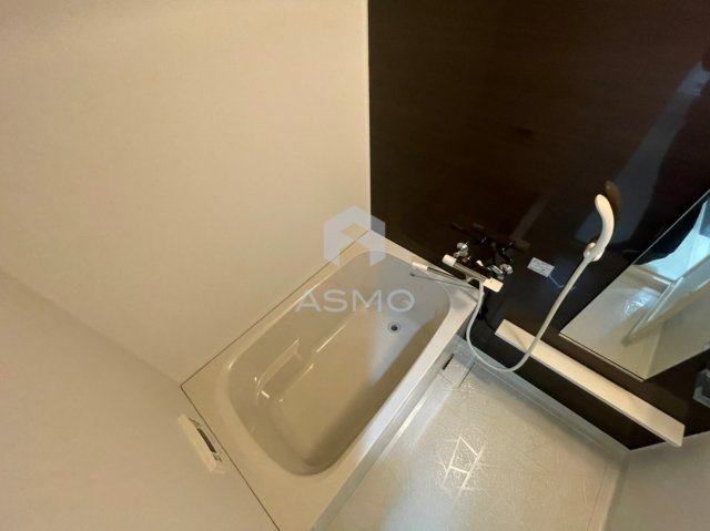 バス・シャワールーム　同マンション別部屋　参考写真