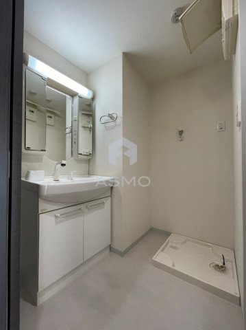 洗面設備　同マンション別部屋　参考写真