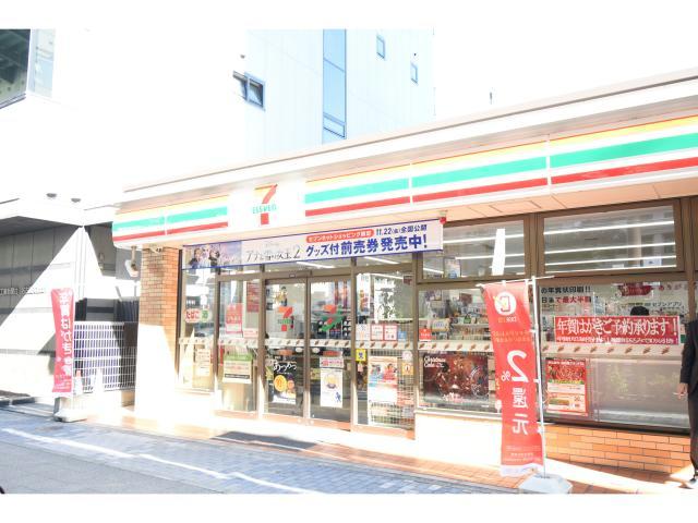 コンビニ　セブンイレブン名古屋高岳北店（コンビニ）まで358m