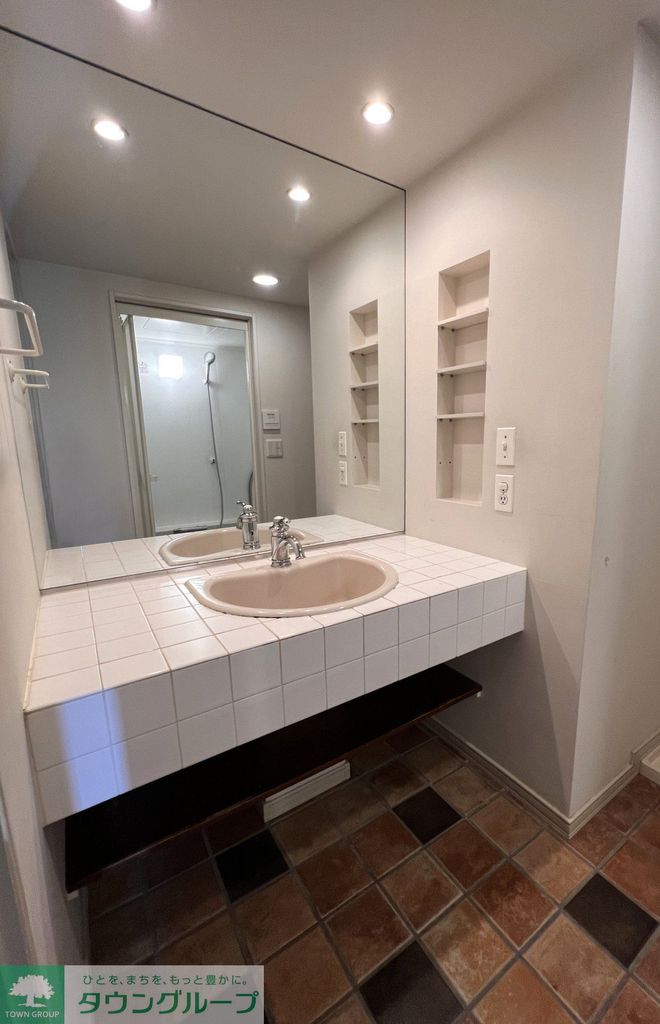 洗面設備　洗面化粧台