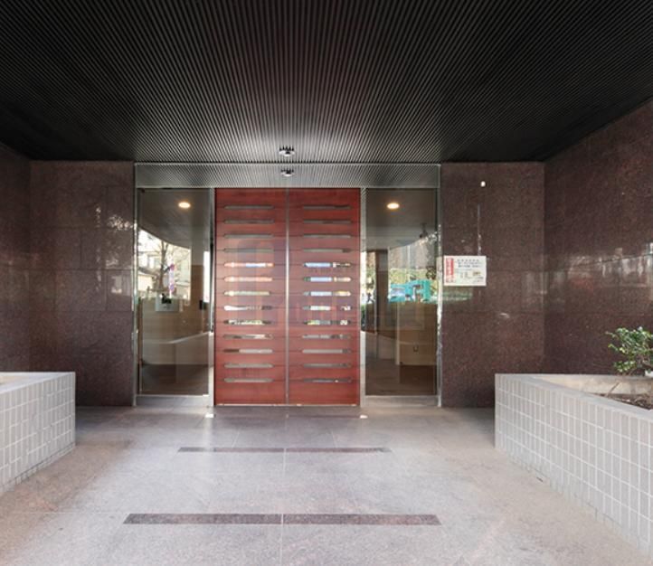 エントランス　きれいなエントランス！