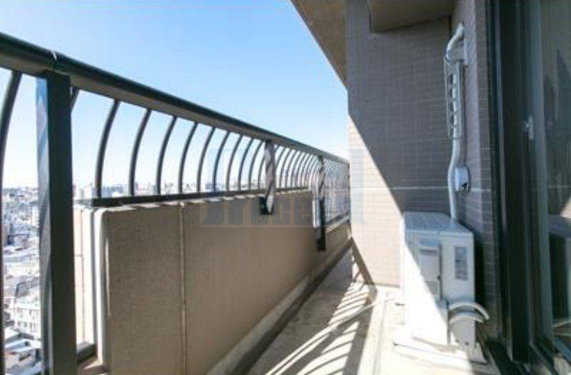 バルコニー　明るいバルコニー！