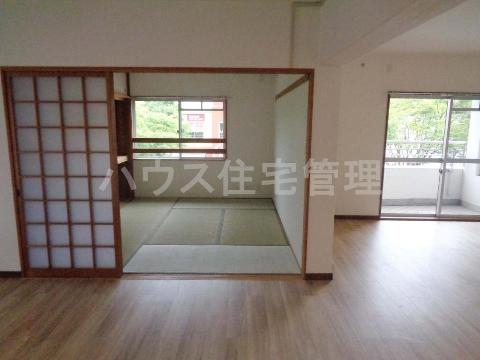 居室・リビング　リビング