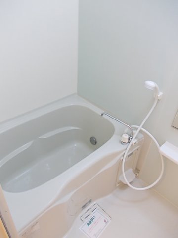 バス・シャワールーム　お風呂で日々の疲れを落としましょう