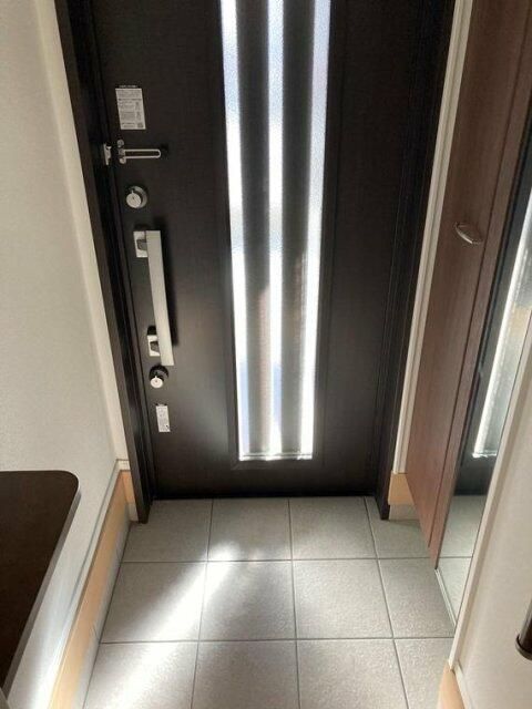 玄関　落ち着いた玄関です