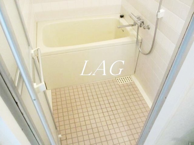 バス・シャワールーム　お風呂です。