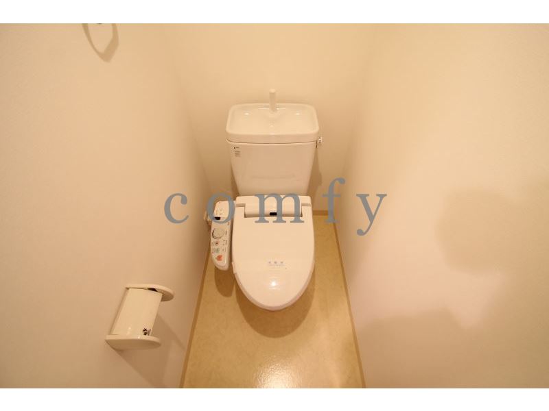 トイレ　ウォシュレット完備