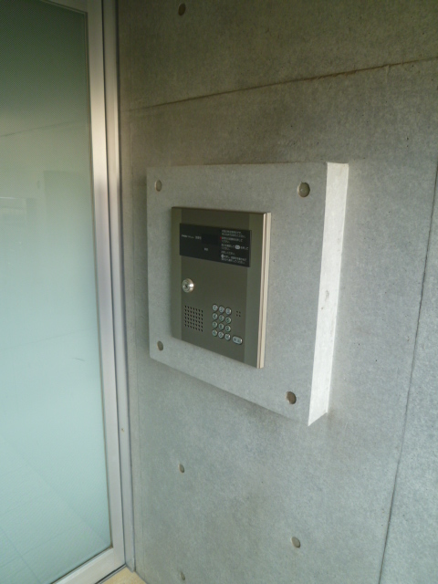 セキュリティ　オートロック完備