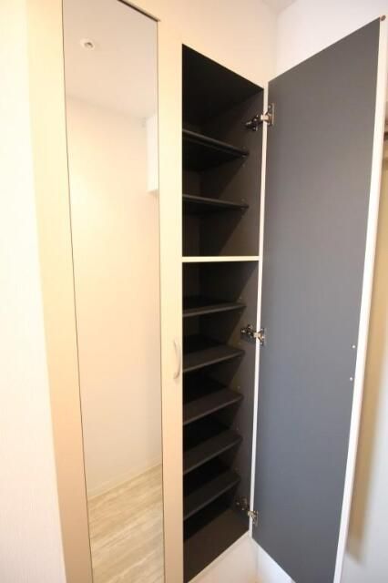 玄関　シンプルで使いやすい玄関です