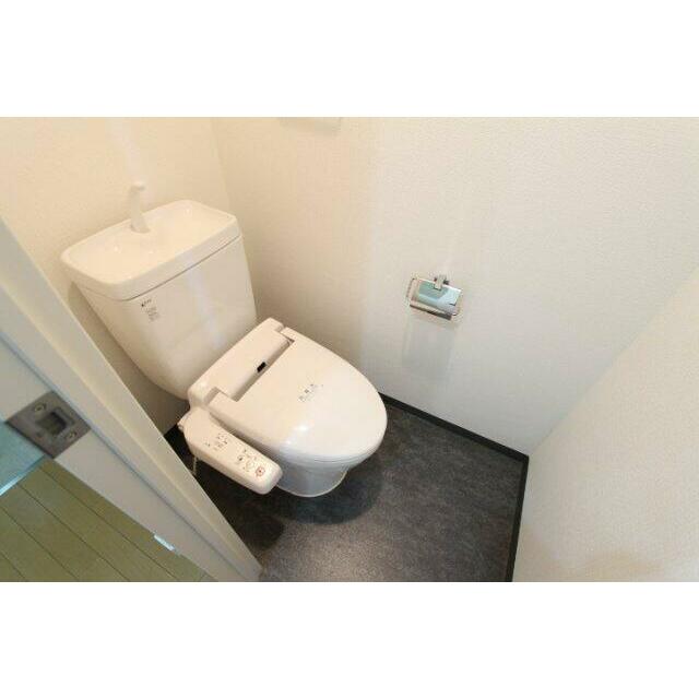 トイレ　※参考写真