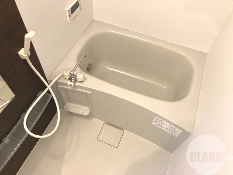 バス・シャワールーム　浴室乾燥機＆追い焚き機能付きバス♪