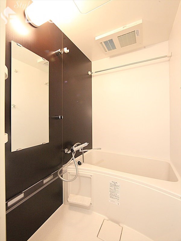 バス・シャワールーム　バスルーム