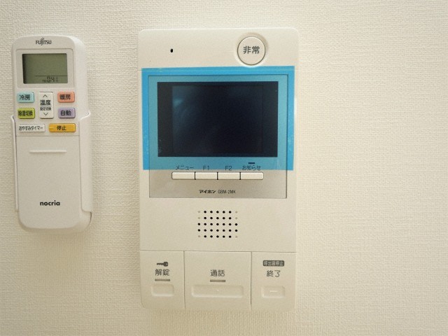 セキュリティ　モニター付きインターホンです