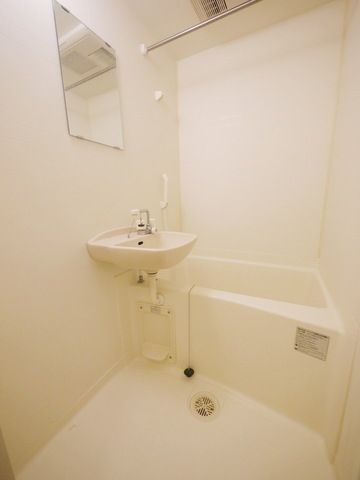 バス・シャワールーム　★浴室乾燥機付きバスルーム★