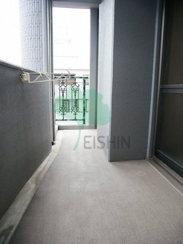 バルコニー　日当たりの良いバルコニーです！