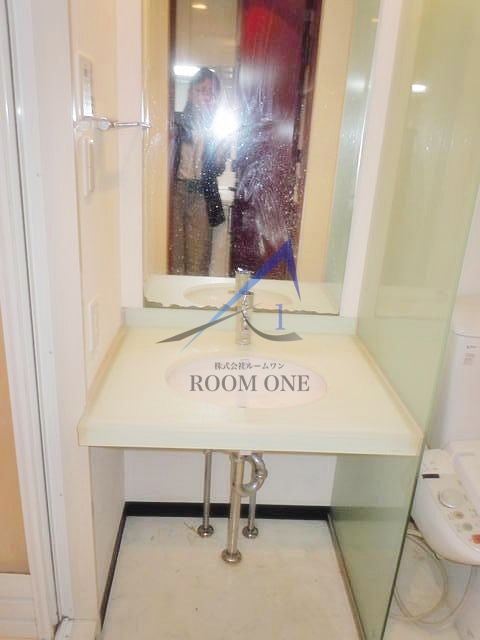 洗面設備　洗面台です。