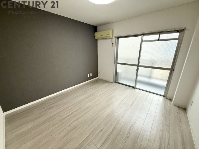 居室・リビング　エアコン付き6.5帖の洋室です♪