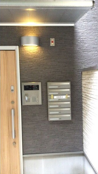 エントランス　初期費用分割可★ご希望の場所まで無料送迎サービス付♪