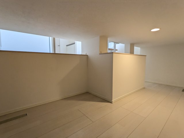 収納　床下収納