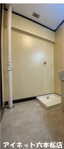 その他設備　洗濯機はここ。