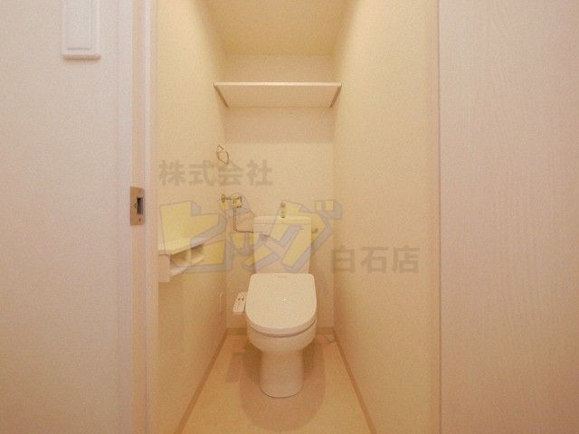 トイレ　いつも清潔・ウォシュレット完備しています♪