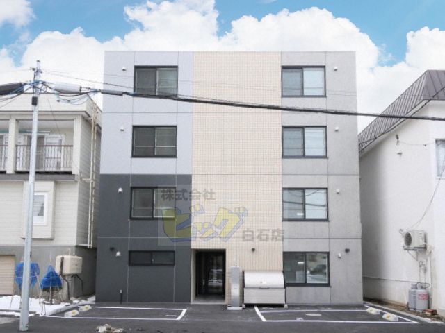 建物外観　人気の築浅デザイナーズマンションです♪