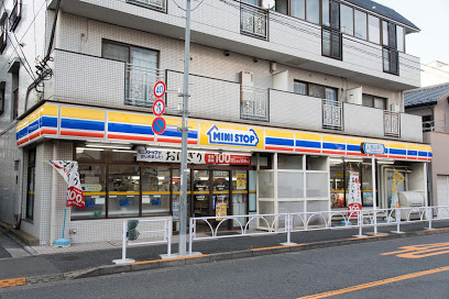 コンビニ　ミニストップ 経堂店（コンビニ）まで377m