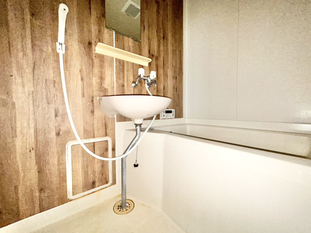 バス・シャワールーム