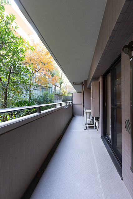 バルコニー　※写真は同タイプ住戸です。