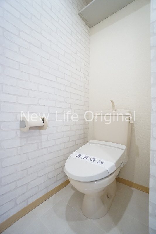 トイレ　あると嬉しい温水洗浄便座付きトイレです☆