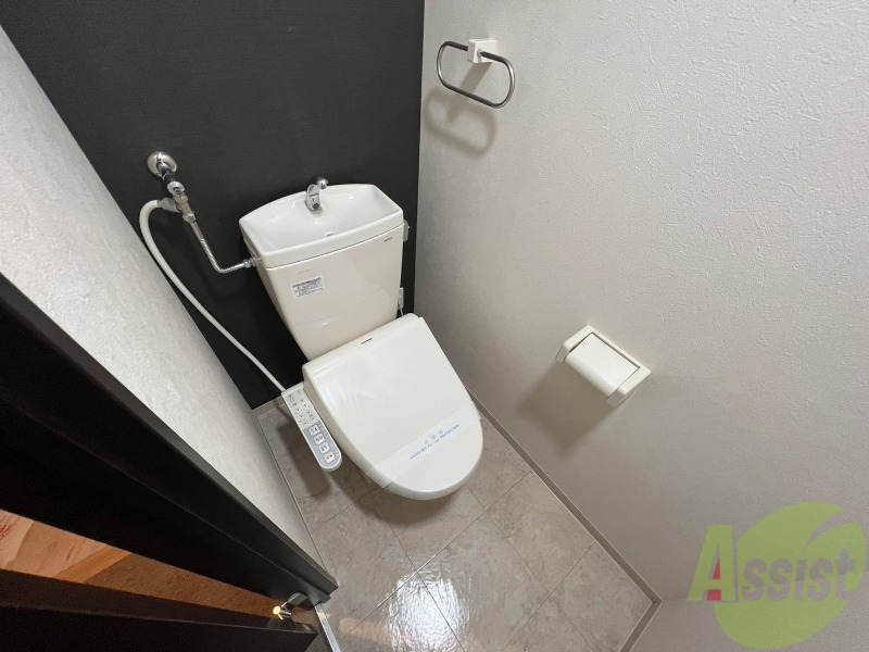 トイレ　ウォシュレット機能がついたトイレ。安心して使用できますね。