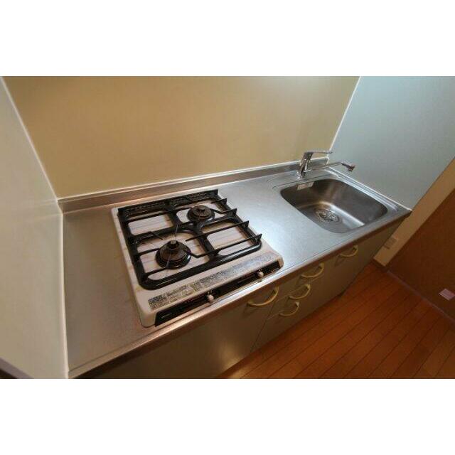 キッチン　参考写真（同物件別部屋）