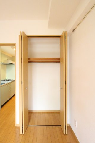 収納　参考写真（同物件別部屋）