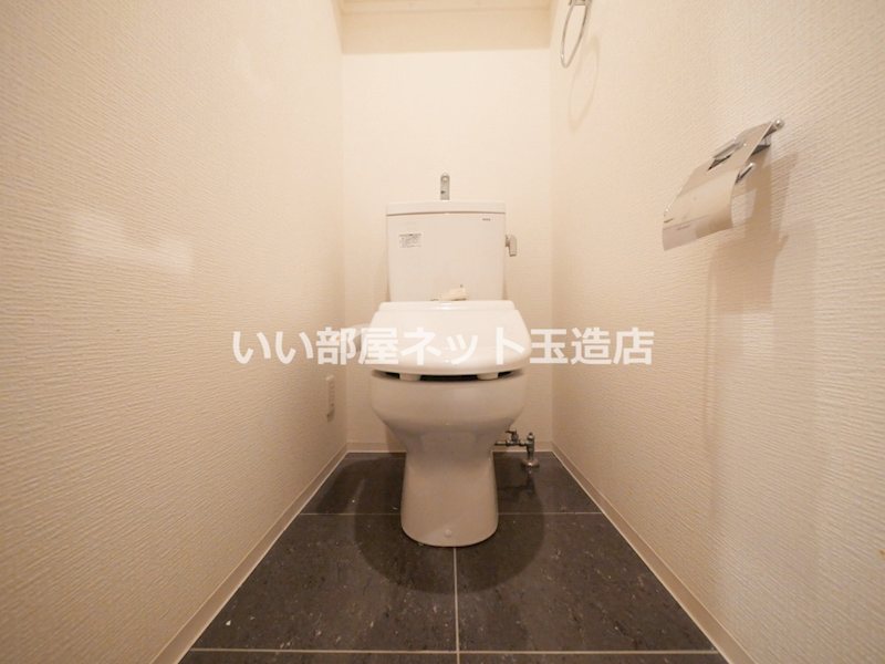 BLAU本町東のトイレ写真
