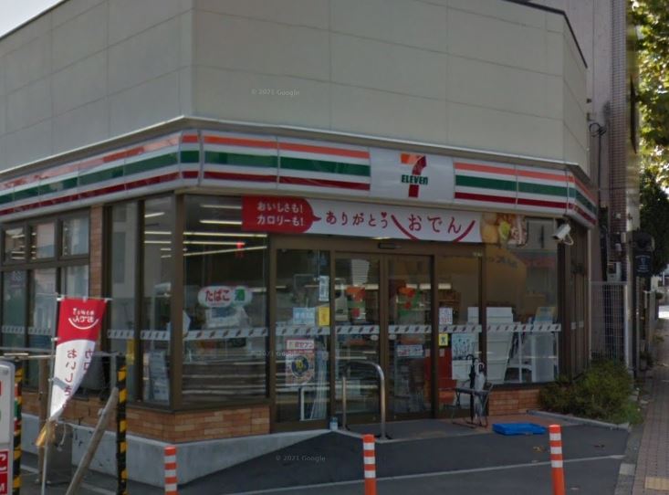 コンビニ　セブンイレブン 世田谷代田店（コンビニ）まで60m