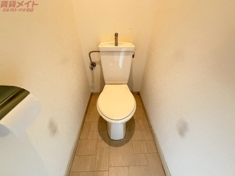 トイレ　別部屋画像参考