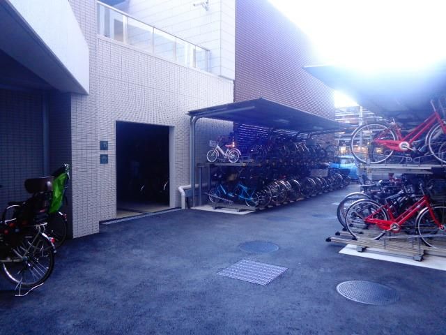 駐車場　駐輪場