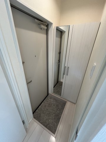 玄関　明るい玄関です