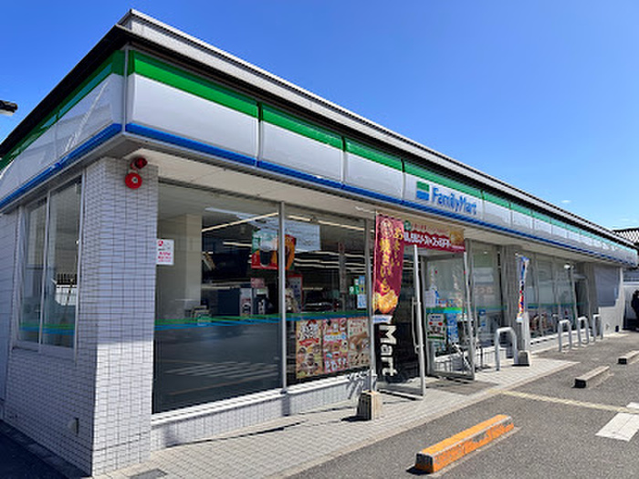コンビニ　ファミリーマート 東大阪大蓮南四丁目店（コンビニ）まで400m