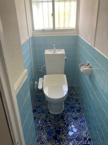 トイレ　コンパクトで使いやすいトイレです