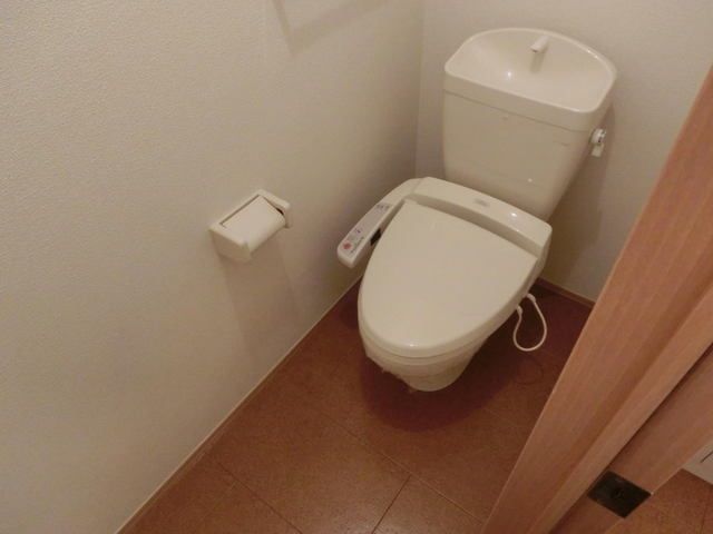 トイレ　★シャワートイレ★