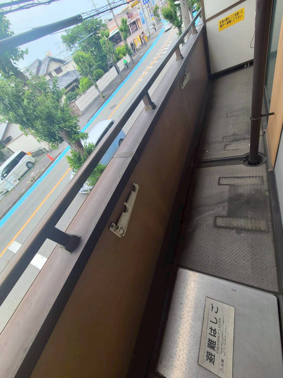 バルコニー