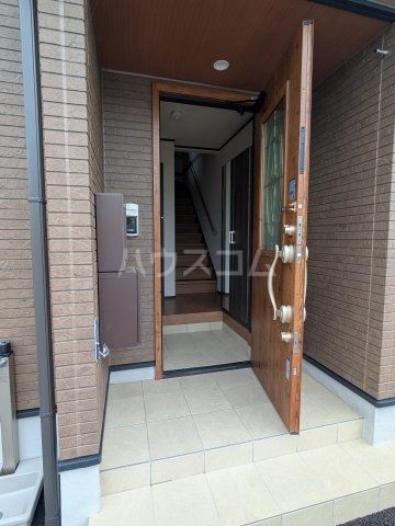 Twin Terrace赤塚 Bの玄関写真