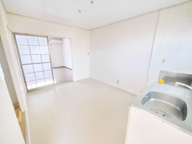 居室・リビング　★お部屋探しはタウンハウジング多摩センター店まで★